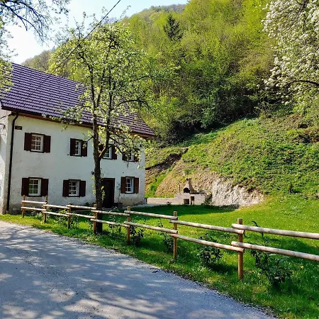 Séjour à la campagne Pocitniska Hisa Obrekar